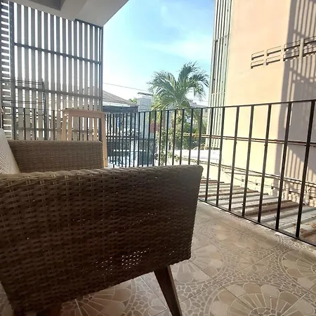 Sukhum Suvarnabhumi Airport Guest House